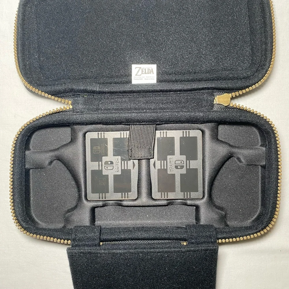 Deluxe Travel Case Legend of Zelda breath of the wild For Nintendo Switch